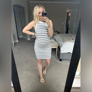 Old navy dress - not maternity specific